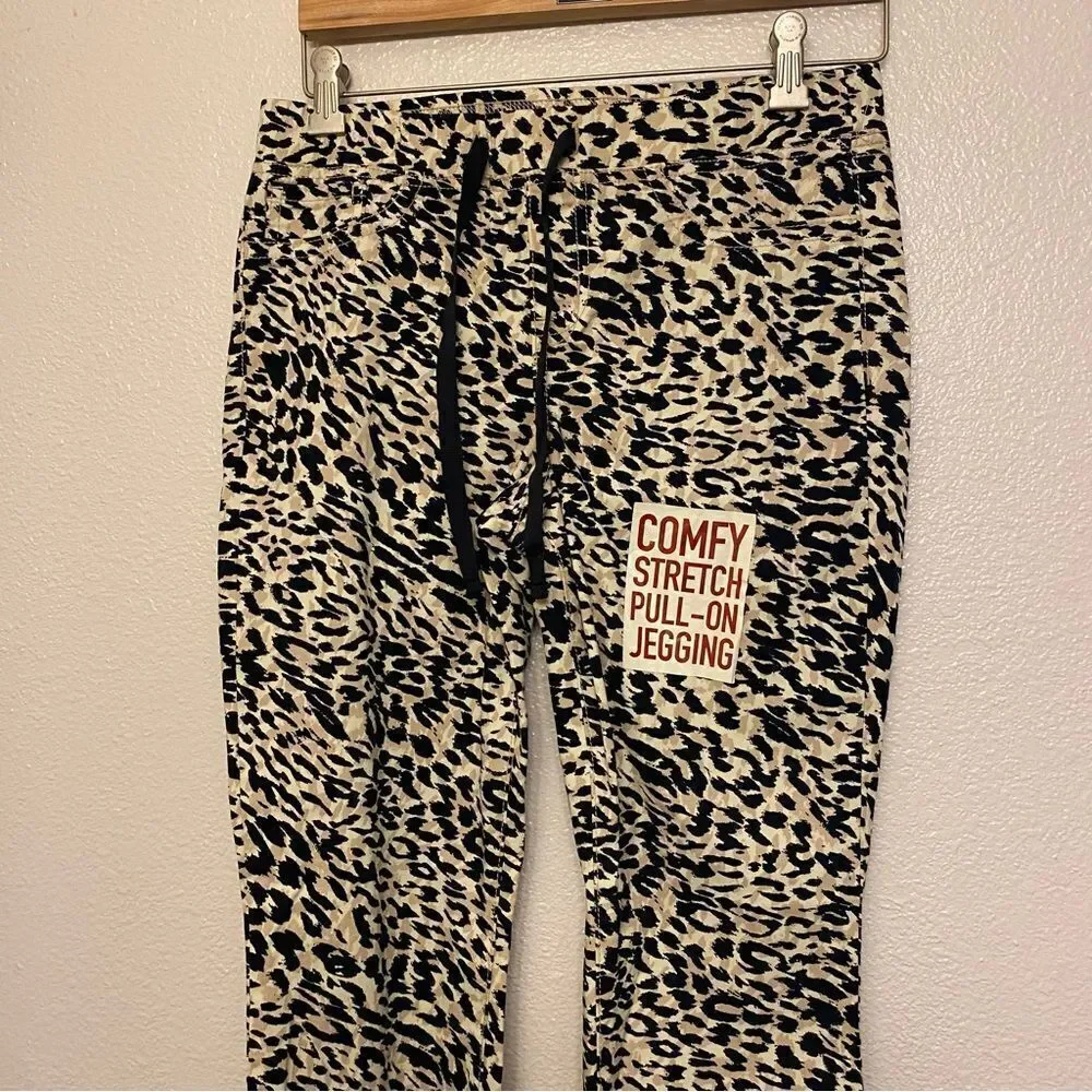 L.E.I. Animal cheetah print Stretch Pull-On Jeggings pants women’s M NEW - Picture 1 of 10